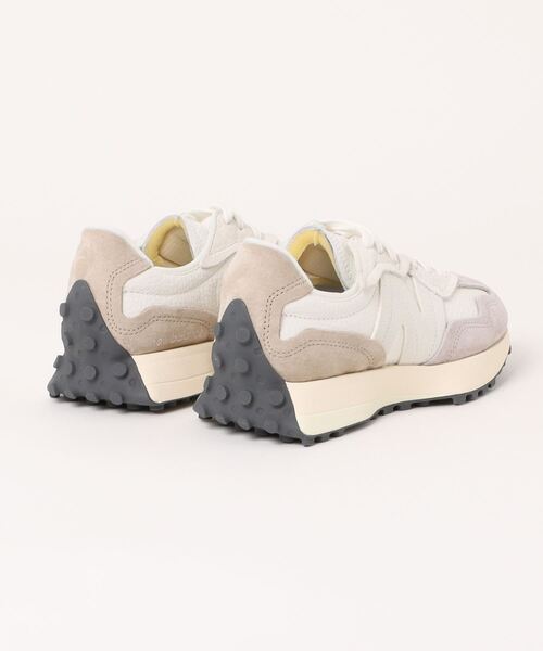 NEW BALANCE（ニューバランス）の「【New Balance】U327WGA（スニーカー・レディース・ホワイト・23/23.5/24/24.5）」の2枚目の写真