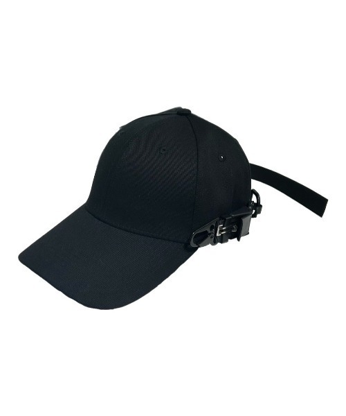 Chikashitsu +（チカシツプラス）の「ストリートファッション Chikashitsu + チカシツプラス side belt design cap サイドベルト デザインキャップ ボールキャップ 帽子 テック系ファッション 韓国ファッション 韓国ストリート（キャップ・メンズ・ブラック・ONE SIZE）」の14枚目の写真