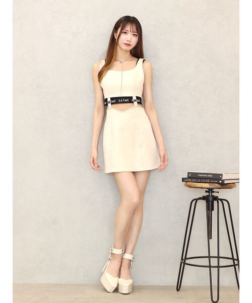 EATME（イートミー）の「ヘムロゴブラTOP（タンクトップ・レディース・ベージュ/ブラック・FREE）」の5枚目の写真