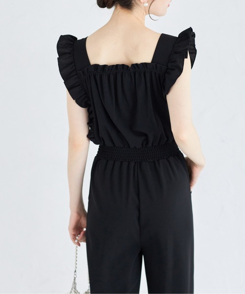 tocco closet(トッコ クローゼット)の「フリル付きウエストシャーリングカットオールインワン(つなぎ/オールインワン・レディース・グレイッシュベージュ/ブラック・M)」の8枚目の写真