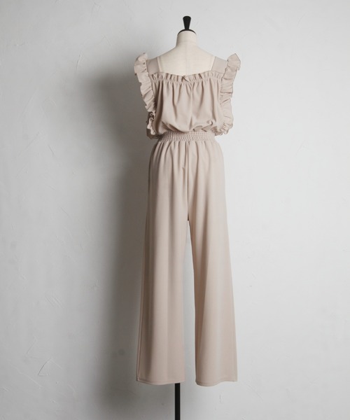 tocco closet(トッコ クローゼット)の「フリル付きウエストシャーリングカットオールインワン(つなぎ/オールインワン・レディース・グレイッシュベージュ/ブラック・M)」の12枚目の写真