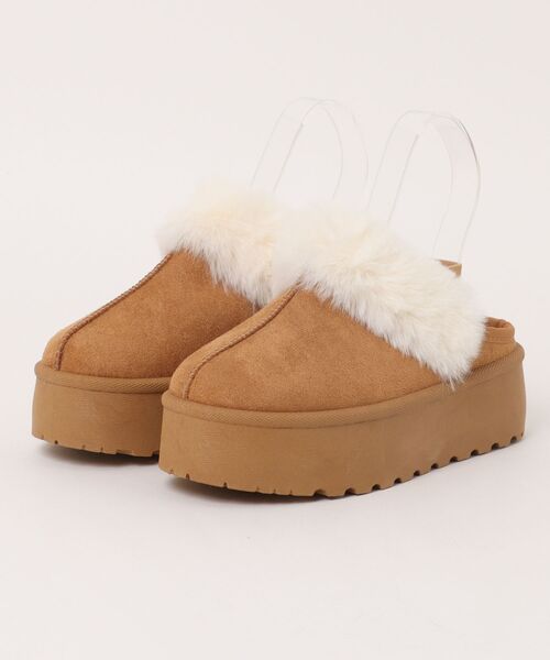 Shoes in Closet（シューズインクローゼット）の「【新色追加】軽量厚底 かかとバンド付 ボア ムートンサンダル 6824（スリッポン・レディース・ブラック/ブラウン系その他/ライトベージュ/キャメル・LL/S/M/L）」の8枚目の写真