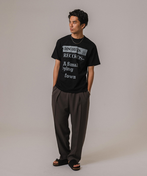 EDIFICE（エディフィス）の「TEXTILE PAINT (テキスタイルペイント)  クルーネック Tシャツ（Tシャツ/カットソー・メンズ・ホワイト×ホワイト/ブラック×ブラック/ホワイト系その他/ブラック系その他/ブラックミックス/ブラック/ホワイト/ライトホワイト・LARGE/X-LARGE/MEDIUM）」の9枚目の写真