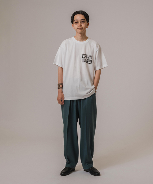 EDIFICE（エディフィス）の「TEXTILE PAINT (テキスタイルペイント)  クルーネック Tシャツ（Tシャツ/カットソー・メンズ・ホワイト×ホワイト/ブラック×ブラック/ホワイト系その他/ブラック系その他/ブラックミックス/ブラック/ホワイト/ライトホワイト・LARGE/X-LARGE/MEDIUM）」の15枚目の写真