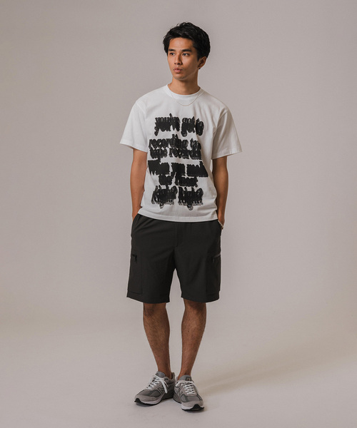 EDIFICE（エディフィス）の「TEXTILE PAINT (テキスタイルペイント)  クルーネック Tシャツ（Tシャツ/カットソー・メンズ・ホワイト×ホワイト/ブラック×ブラック/ホワイト系その他/ブラック系その他/ブラックミックス/ブラック/ホワイト/ライトホワイト・LARGE/X-LARGE/MEDIUM）」の22枚目の写真