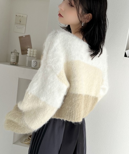 mily bilet(ミウィビレット)の「【mily bilet】ふわふわシーズンムード漂う。モンスターシャギーボリュームスリーブ前後2WAYニットカーディガン(カーディガン/ボレロ・レディース・ベージュ/パープル/グリーン/グレー・LARGE/MEDIUM/SMALL/X-LARGE)」の11枚目の写真