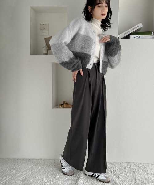 mily bilet(ミウィビレット)の「【mily bilet】ふわふわシーズンムード漂う。モンスターシャギーボリュームスリーブ前後2WAYニットカーディガン(カーディガン/ボレロ・レディース・ベージュ/パープル/グリーン/グレー・LARGE/MEDIUM/SMALL/X-LARGE)」の6枚目の写真