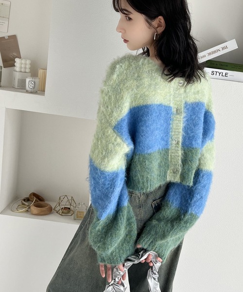 mily bilet(ミウィビレット)の「【mily bilet】ふわふわシーズンムード漂う。モンスターシャギーボリュームスリーブ前後2WAYニットカーディガン(カーディガン/ボレロ・レディース・ベージュ/パープル/グリーン/グレー・LARGE/MEDIUM/SMALL/X-LARGE)」の15枚目の写真