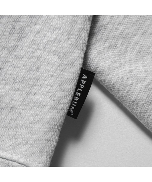 APPLEBUM（アップルバム）の「“APBM” Crew Sweat（スウェット・メンズ・ブラック/アッシュグレー・MEDIUM/LARGE/X-LARGE）」の8枚目の写真