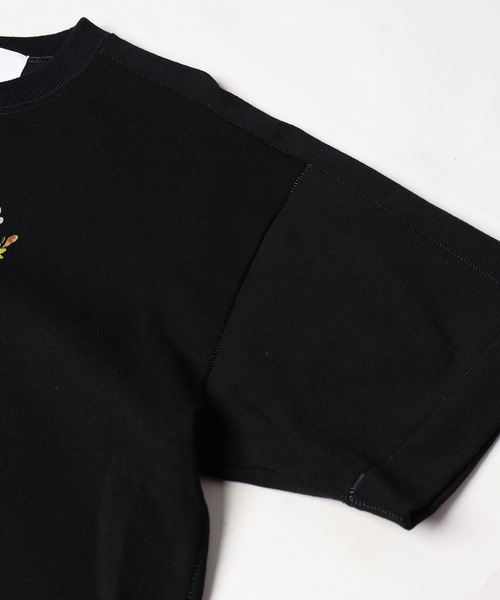 amok（アモク）の「TWINS T-SHIRT（Tシャツ/カットソー）」 - WEAR