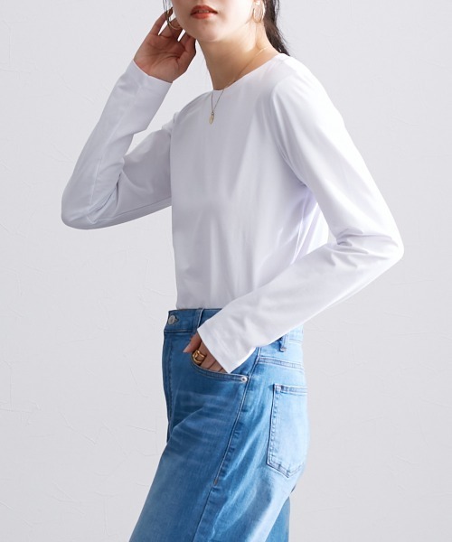 slattgir（スラットジール）の「高身長　綿混ＯＮにもOFFにも使えるキレイ見え長袖Ｔシャツ　（トールサイズ）（Tシャツ/カットソー・レディース・ネイビー/オフホワイト/ブラック・LL/L/M）」の15枚目の写真