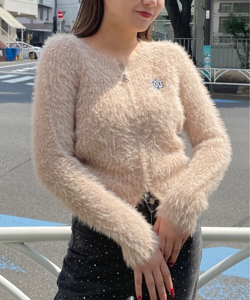 one way（ワンウェイ）の「ロングフェザーダブルファスナーニット（ニット/セーター・レディース・ピンク/ホワイト/グレー/ベージュ・FREE）」の3枚目の写真