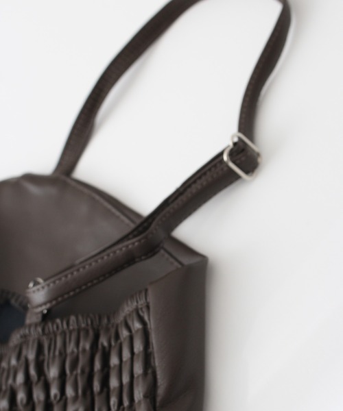 SpRay（スプレイ）の「フェイクレザーキャミセット（キャミソール・レディース・ブラウン/ブラック・FREE）」の9枚目の写真