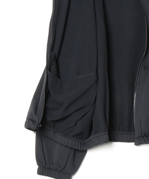 NEW BALANCE(ニューバランス)の「Seasonal ポリフリースフルジップジャケット(ナイロンジャケット・レディース・アイボリー/ブラック・SMALL/MEDIUM/LARGE/X-LARGE)」の13枚目の写真