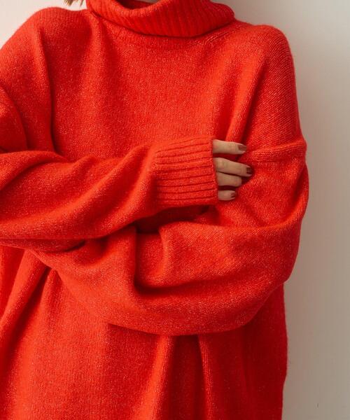 YECCA VECCA(イェッカヴェッカ)の「オフタートルネックソフトニット(ニット/セーター・レディース・杢グレー/ネイビー/レッド・FREE)」の9枚目の写真