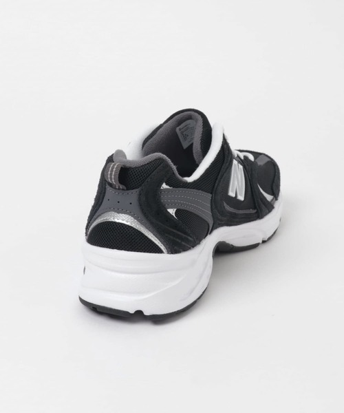 URBAN RESEARCH DOORS（アーバンリサーチドアーズ）の「NEW BALANCE　MR530（スニーカー・メンズ・ブラック・28/27/26）」の5枚目の写真