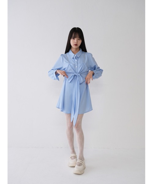 Uenui（ウニュイ）の「キャミソール レイヤード デザイン シャツワンピース（ワンピース・レディース・ブルー/ブラウン/ブラック・FREE）」の14枚目の写真