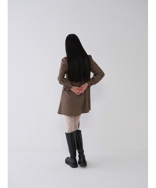 Uenui（ウニュイ）の「キャミソール レイヤード デザイン シャツワンピース（ワンピース・レディース・ブルー/ブラウン/ブラック・FREE）」の10枚目の写真