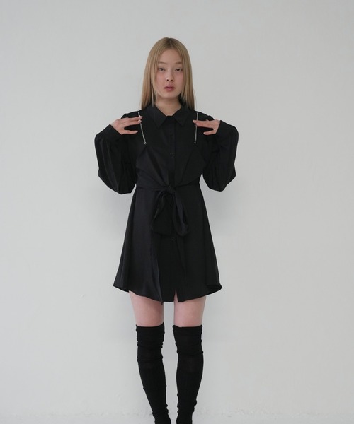 Uenui（ウニュイ）の「キャミソール レイヤード デザイン シャツワンピース（ワンピース・レディース・ブルー/ブラウン/ブラック・FREE）」の17枚目の写真
