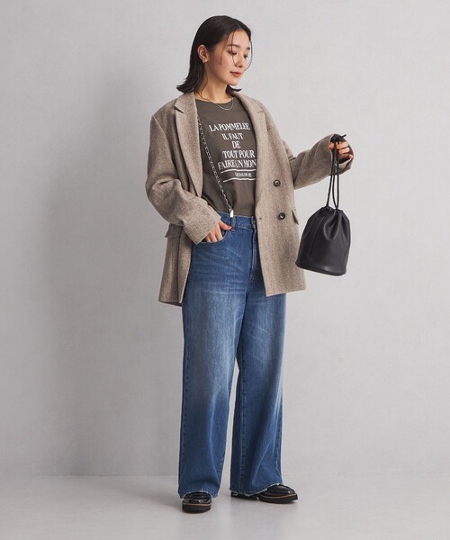 green label relaxing(グリーンレーベルリラクシング)の「<at ease>タイポグラフィック ロングスリーブ カットソー(Tシャツ/カットソー・レディース・ベージュ/ブラウン/ホワイト・FREE)」の4枚目の写真