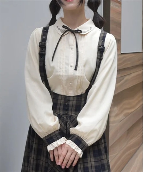 axes femme（アクシーズファム）の「リボンブローチ付き刺繍襟ブラウス（シャツ/ブラウス・レディース・ブラック/ベージュ/キナリ・FREE）」の3枚目の写真