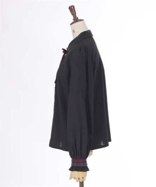 axes femme（アクシーズファム）の「リボンブローチ付き刺繍襟ブラウス（シャツ/ブラウス・レディース・ブラック/ベージュ/キナリ・FREE）」の11枚目の写真