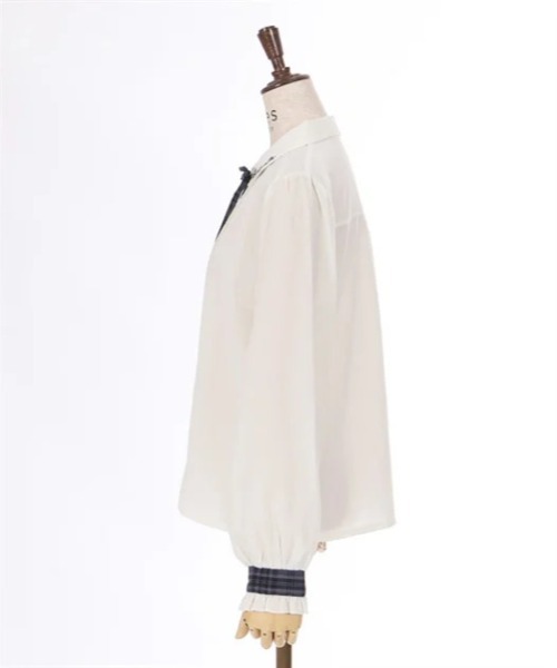 axes femme（アクシーズファム）の「リボンブローチ付き刺繍襟ブラウス（シャツ/ブラウス・レディース・ブラック/ベージュ/キナリ・FREE）」の19枚目の写真