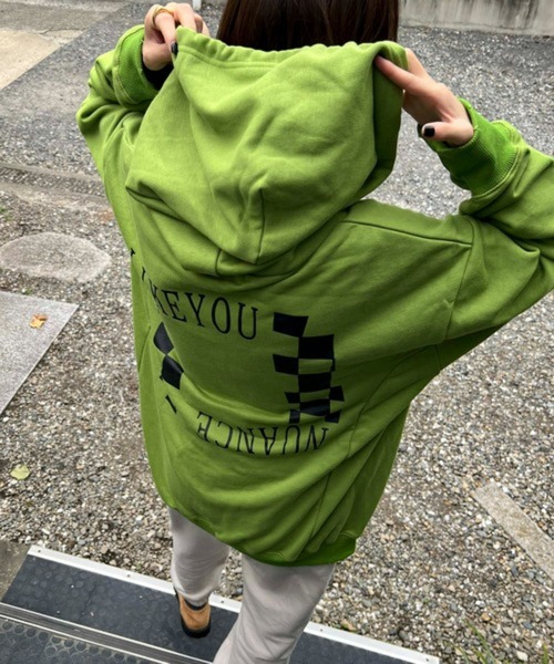 byYOUANCE（バイユアンス）の「ダメージグラフィックパーカー（パーカー・レディース・グリーン/オートミール・FREE）」の2枚目の写真