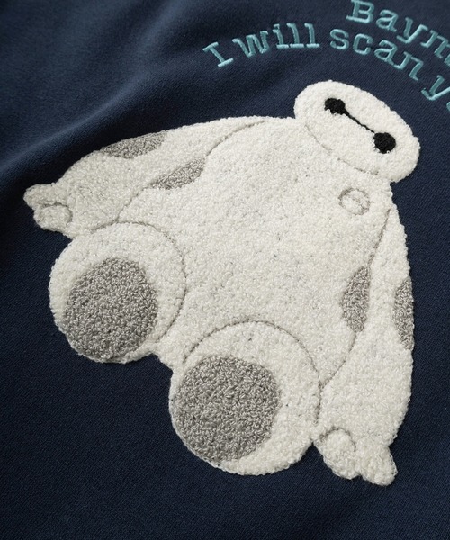 Disney(ディズニー)の「【Disney/ディズニー】アートワークデザイン キャラクターサガラ刺繍 裏起毛 クルーネックスウェット/トレーナー/ビッグシルエット(スウェット・レディース・ネイビー/ベージュ/ライトグレー/グリーン・M/L)」の9枚目の写真