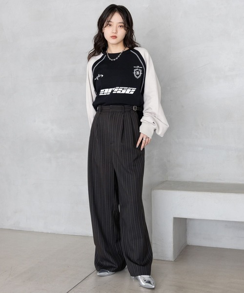 RAGEBLUE（レイジブルー）の「配色ラグラン/ゲームシャツスウェット（スウェット・レディース・ブラック×ホワイト/グレー系・FREE）」の14枚目の写真