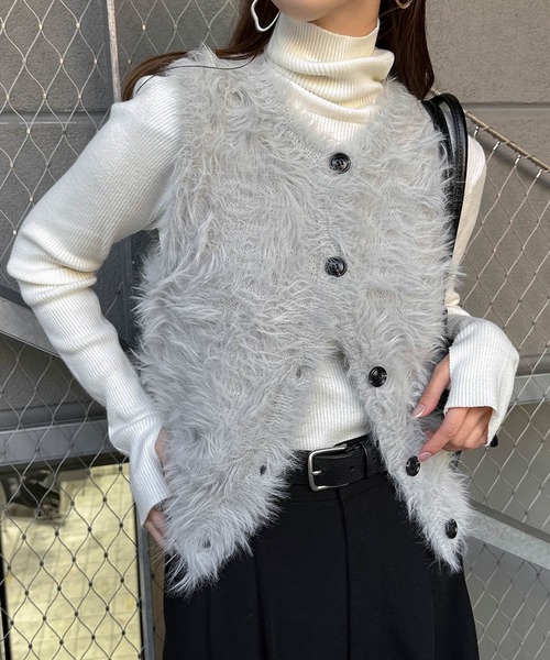 andme(アンドミー)の「フェザーヤーン2wayニットベストトップス(ベスト・レディース・キナリ/ライトグレー/ピンク/チャコールグレー・FREE)」の3枚目の写真