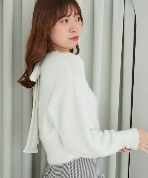 MAJESTIC LEGON(マジェスティックレゴン)の「バックリボンシャギーニット(ニット/セーター・レディース・ラベンダー/アイボリー/ライトグレー/ピンク/チャコールグレー・MEDIUM)」の12枚目の写真