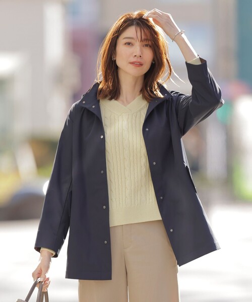 J.PRESS Ladies(J.プレス レディス)の「【洗える・撥水】ドライツイルストレッチ フーディ アウター(その他アウター・レディース・ネイビー系/ベージュ系/ブラウン系・XS/S)」の2枚目の写真