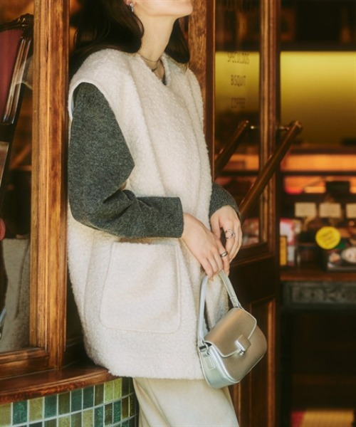 nissen（ニッセン）の「ブークレーリングジレベスト（ベスト・レディース・ブラック/アイボリー・LL/L/M/S/3L）」の5枚目の写真