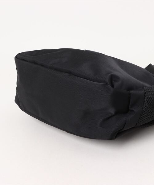 UP START(アップスタート)の「ムーミン ミイ スナフキン ロゴ はっ水加工 大容量 ショルダー バッグ(ショルダーバッグ・レディース・グリーン/レッド/ブラック/グレー・FREE)」の9枚目の写真