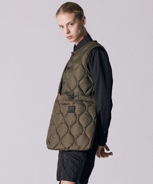 TAION（タイオン）の「【TAION/タイオン】ミリタリー クロスボディダウンバッグ M ショルダーバッグ（ショルダーバッグ・メンズ・ブラック/ダークオリーブ/ネイビー/セージグリーン/ダークグリーン・FREE）」の3枚目の写真