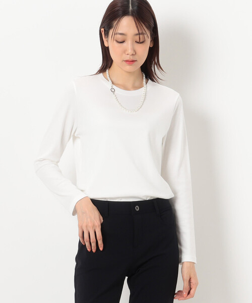 COMME CA(コムサ)の「フェザータッチスムース 長袖Tシャツ(Tシャツ/カットソー・レディース・ホワイト/ブルー/ライラック/ブラック・9号/11号)」の2枚目の写真