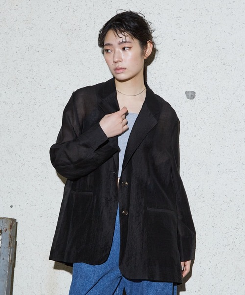 NOMINE(ノミネ)の「バックスリット シルキー シアー ジャケット(テーラードジャケット・レディース・アイボリー/グレイッシュベージュ/ブラック/キャメル・フリー)」の15枚目の写真