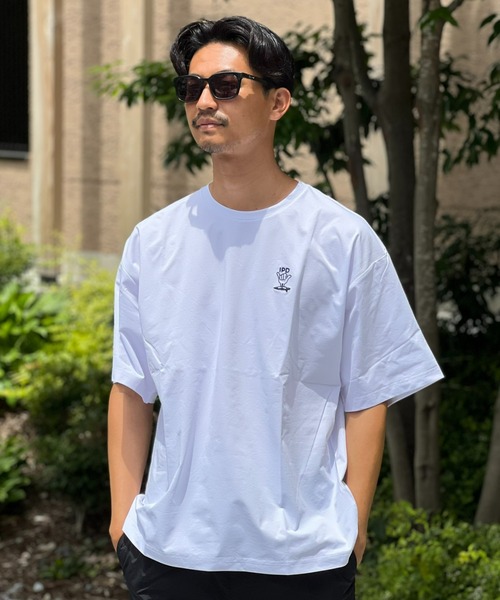 IPD（アイピーディー）の「【IPD】 SHAKA EVERY DAY EMBROIDERD RASH SS シャカ エブリデイ エンブロイダードラッシュショートスリーブ（Tシャツ/カットソー・メンズ・ブラック/ホワイト・MEDIUM/LARGE/X-LARGE）」の2枚目の写真