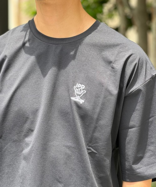 IPD（アイピーディー）の「【IPD】 SHAKA EVERY DAY EMBROIDERD RASH SS シャカ エブリデイ エンブロイダードラッシュショートスリーブ（Tシャツ/カットソー・メンズ・ブラック/ホワイト・MEDIUM/LARGE/X-LARGE）」の7枚目の写真