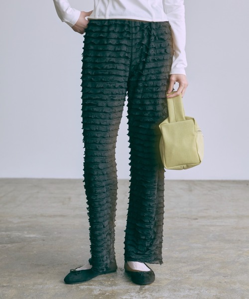 EN NEUME(エンノイム)の「Frill Pants(その他パンツ・レディース・ブラウン/ピンク/ブラック・1/0)」の2枚目の写真