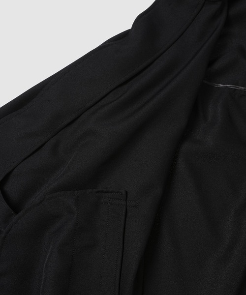 ANREALAGE(アンリアレイジ)の「BALL POLYESTER SOUTIEN COLLAR COAT(その他アウター・メンズ・ブラック・48/46/38)」の3枚目の写真