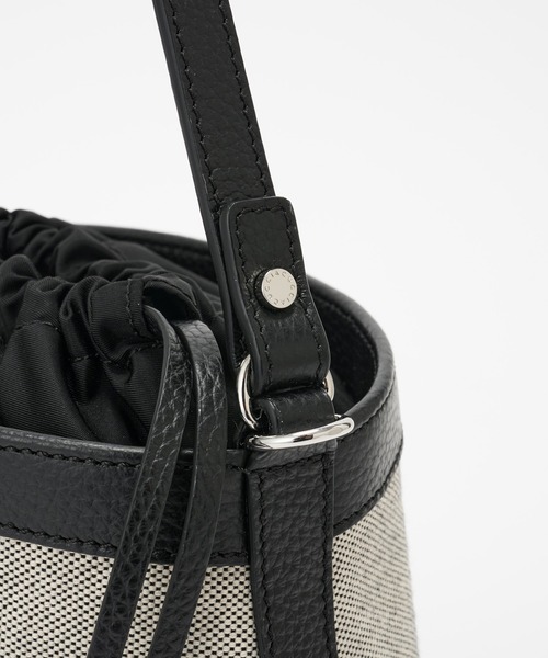 IACUCCI（イアクッチ）の「フォンテ SALE E PEPE/CERVO