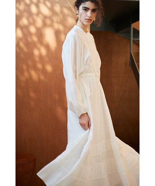 Estella.K(エステラケー)の「Jasmine Dress ディフォメーションドルマンスリーブドレス(ワンピース・レディース・ライトブルー/ネイビー/ホワイト・FREE)」の16枚目の写真