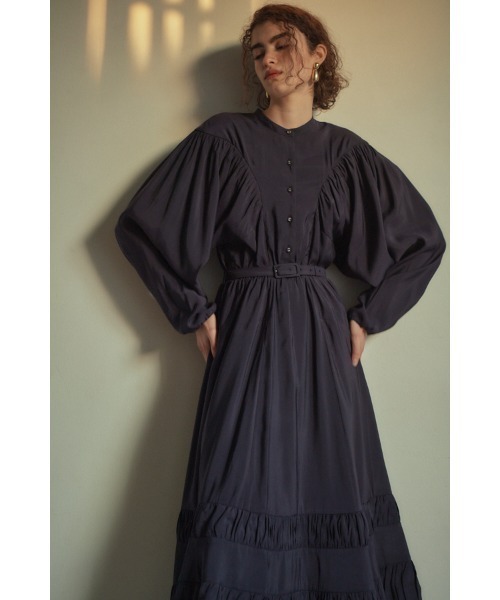 Estella.K(エステラケー)の「Jasmine Dress ディフォメーションドルマンスリーブドレス(ワンピース・レディース・ライトブルー/ネイビー/ホワイト・FREE)」の9枚目の写真