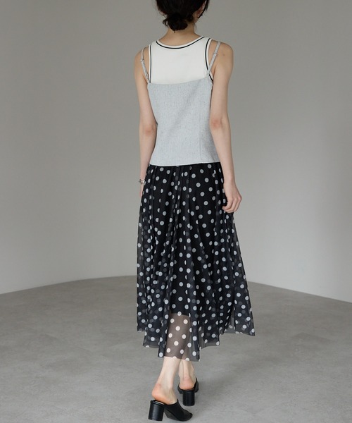 each（イーチ）の「【セットアップ可能】リネンライクフロントボタンキャミビスチェ（キャミソール・レディース・グレー/アイボリー・FREE）」の11枚目の写真