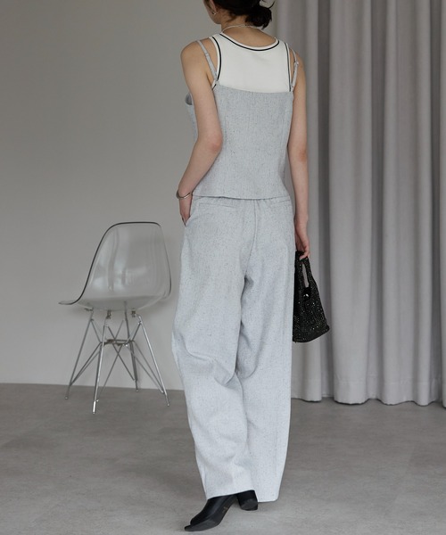 each（イーチ）の「【セットアップ可能】リネンライクフロントボタンキャミビスチェ（キャミソール・レディース・グレー/アイボリー・FREE）」の15枚目の写真