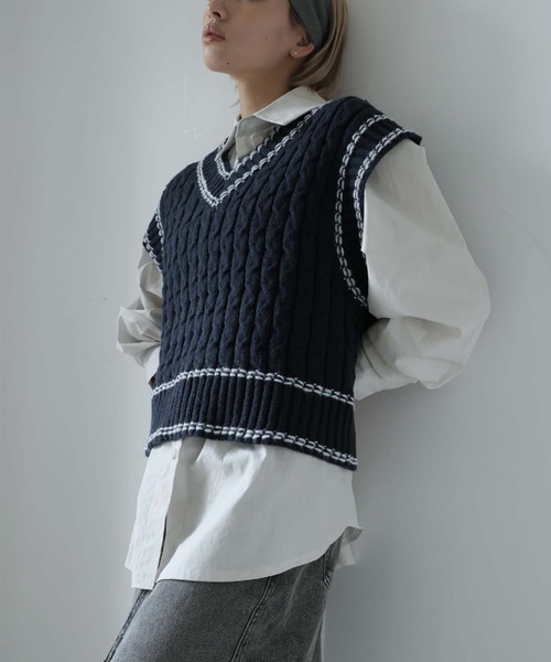 Ulysses（ユリシス）の「ステッチケーブルニットベスト（ベスト・レディース・ネイビー/グレー・F）」の14枚目の写真