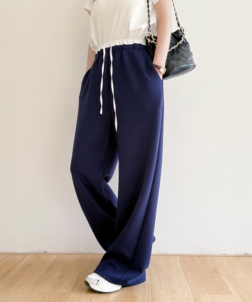 by LEGNA（バイレグナ）の「【選べる丈感】もっちり＆さらさら ダブルウエストワイドパンツ（その他パンツ・レディース・ネイビー/チャコール/ダークグレー/モカ/ピンク/ブラック/グレイッシュベージュ/セージグリーン/杢グレー/アッシュブラウン/ボルドー/ダークブラウン/スモークピンク/サンドベージュ・M-Short/M-Regular/L-Long/L-Regular/L-Short/M-Long/XL-Short/XL-Regular）」の11枚目の写真