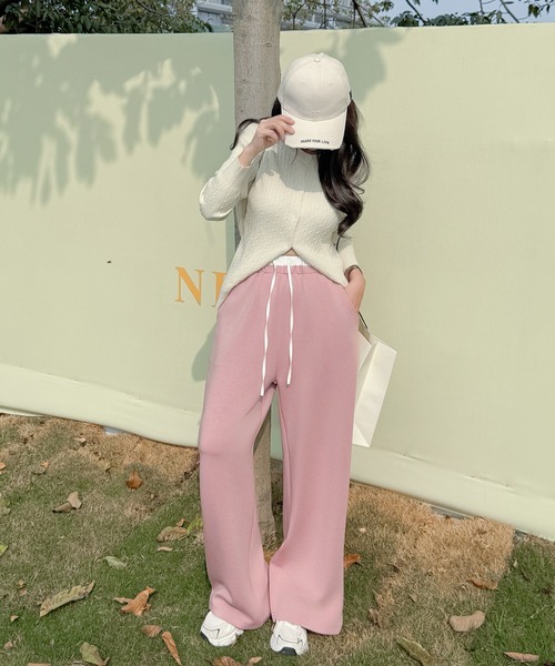 by LEGNA（バイレグナ）の「【選べる丈感】もっちり＆さらさら ダブルウエストワイドパンツ（その他パンツ・レディース・ネイビー/チャコール/ダークグレー/モカ/ピンク/ブラック/グレイッシュベージュ/セージグリーン/杢グレー/アッシュブラウン/ボルドー/ダークブラウン/スモークピンク/サンドベージュ・M-Short/M-Regular/L-Long/L-Regular/L-Short/M-Long/XL-Short/XL-Regular）」の21枚目の写真